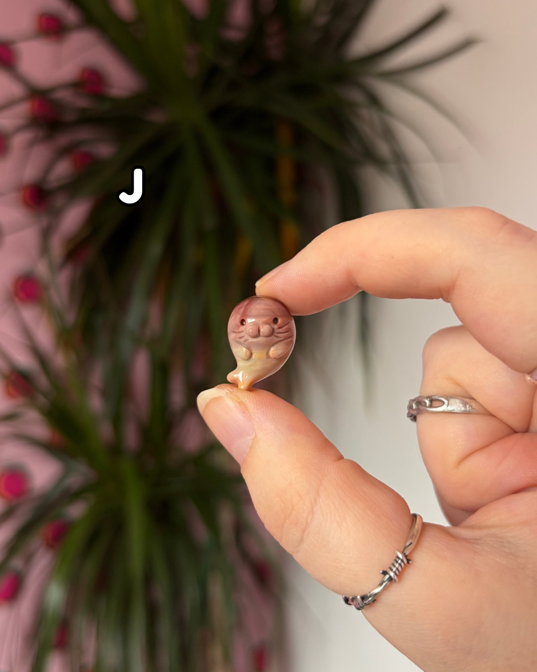 Tiny Alashan Agate Seals