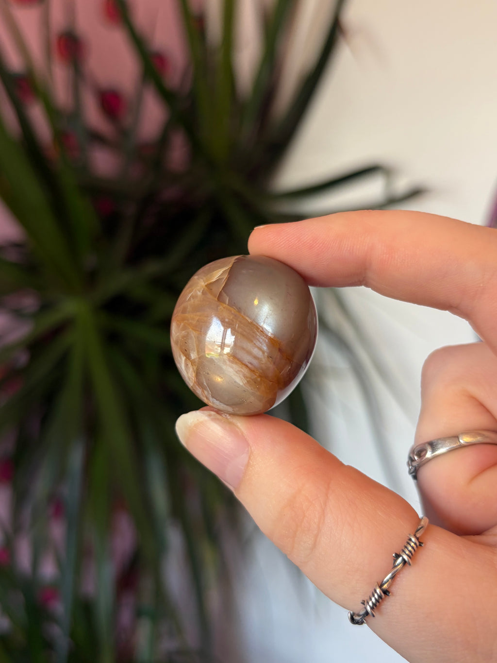 Flashy Moonstone Tumblestone