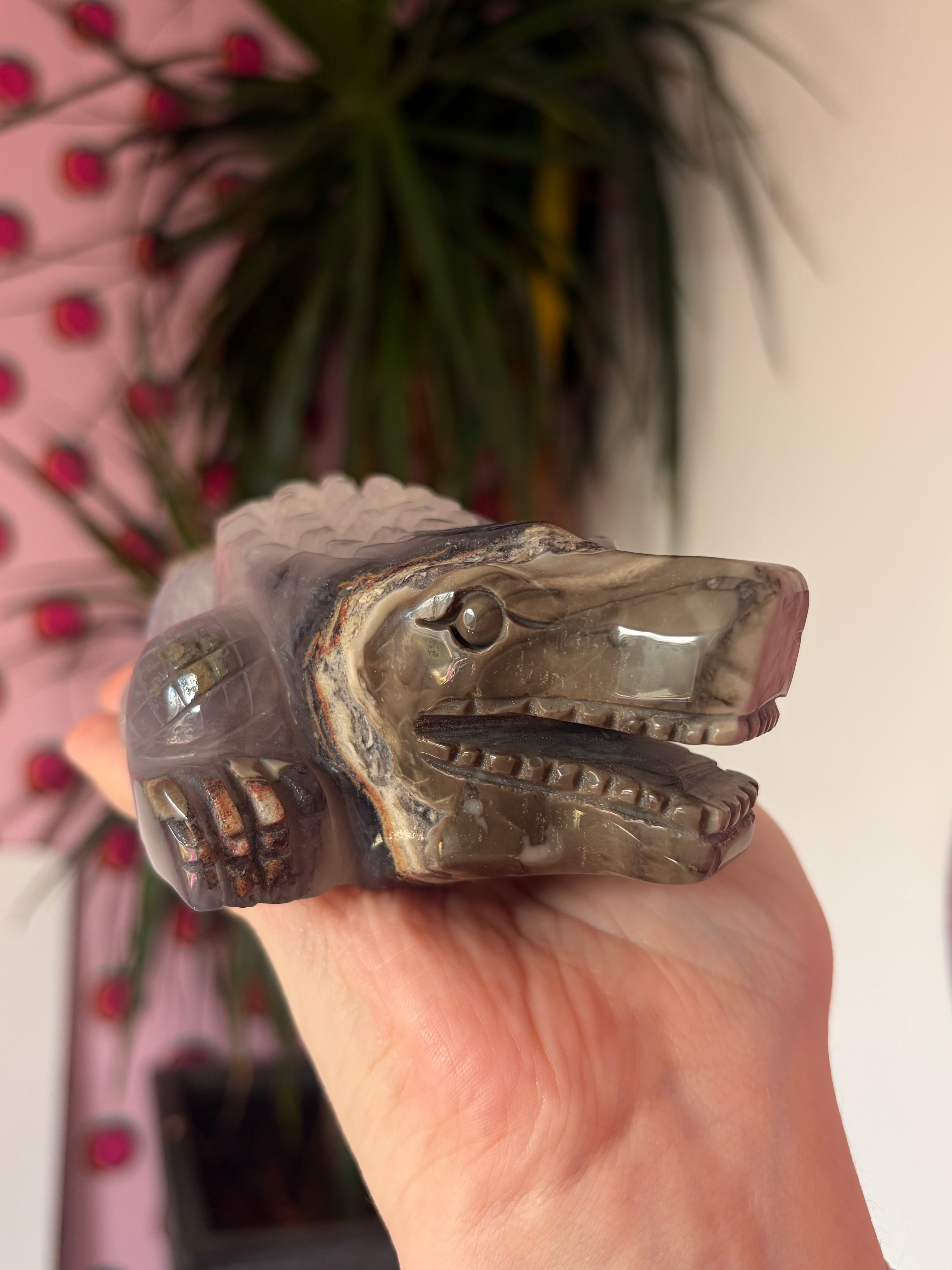 Volcano Agate Crocodile - UV reactive