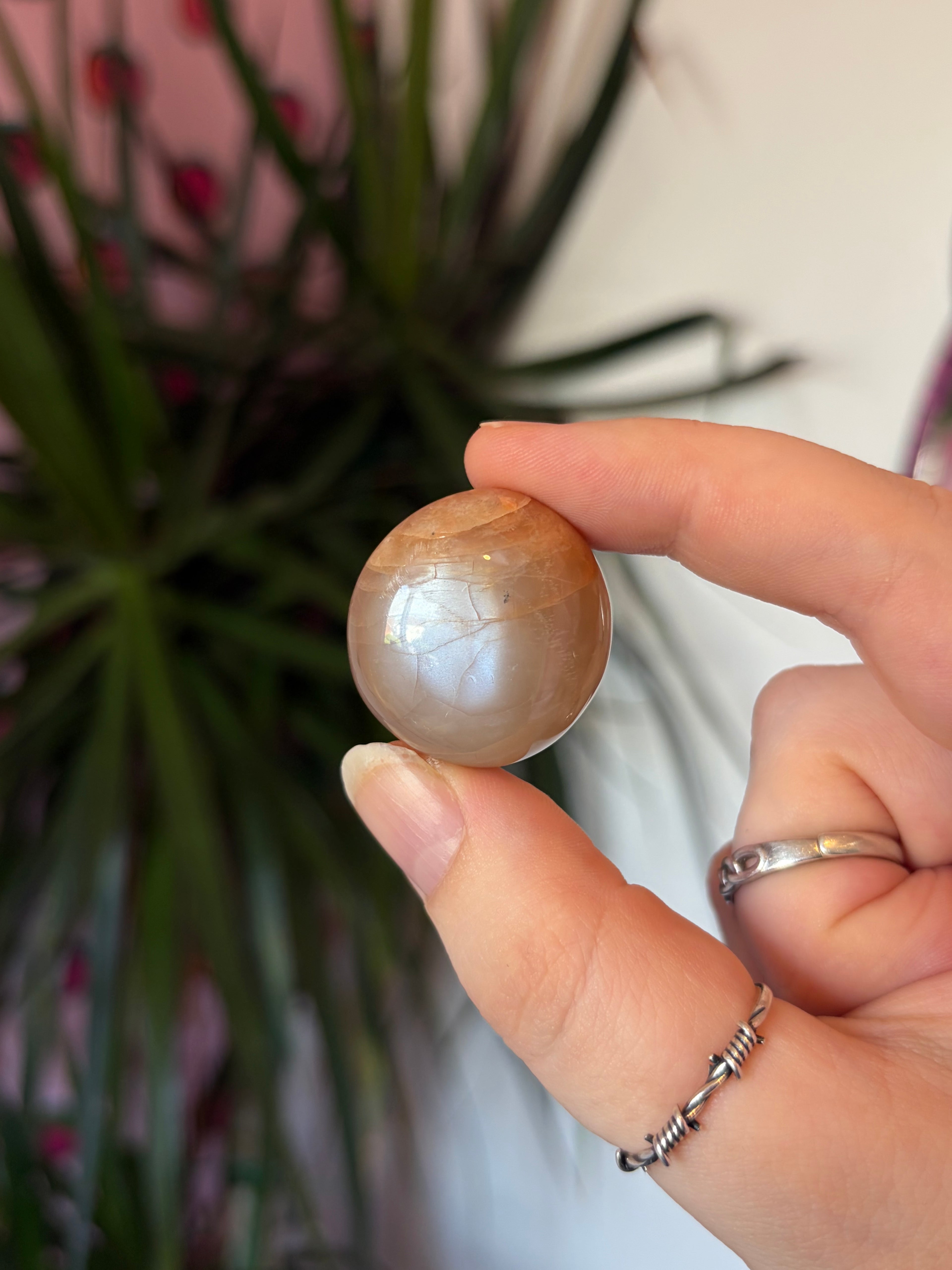 Flashy Moonstone Tumblestone