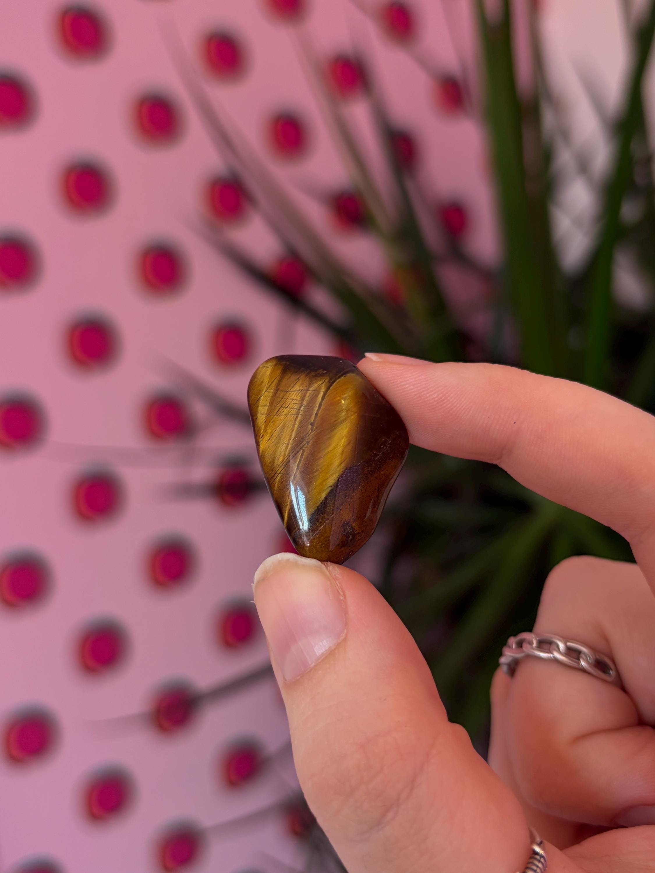 Tigers Eye Tumble Stone