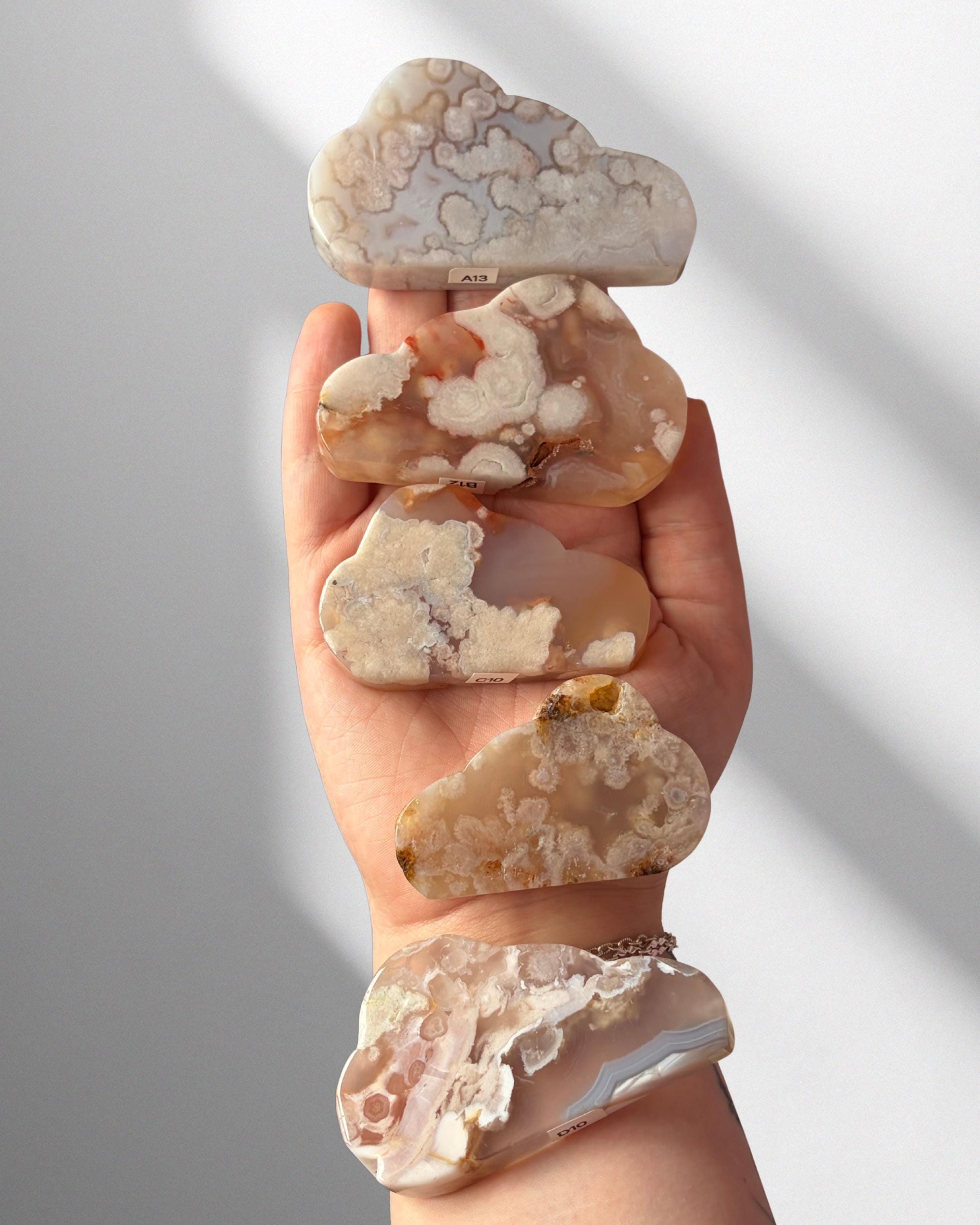 Flower Agate Cloud Carving