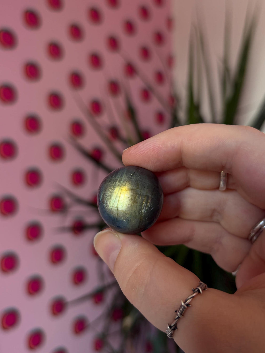 Flashy Labradorite Tumblestone