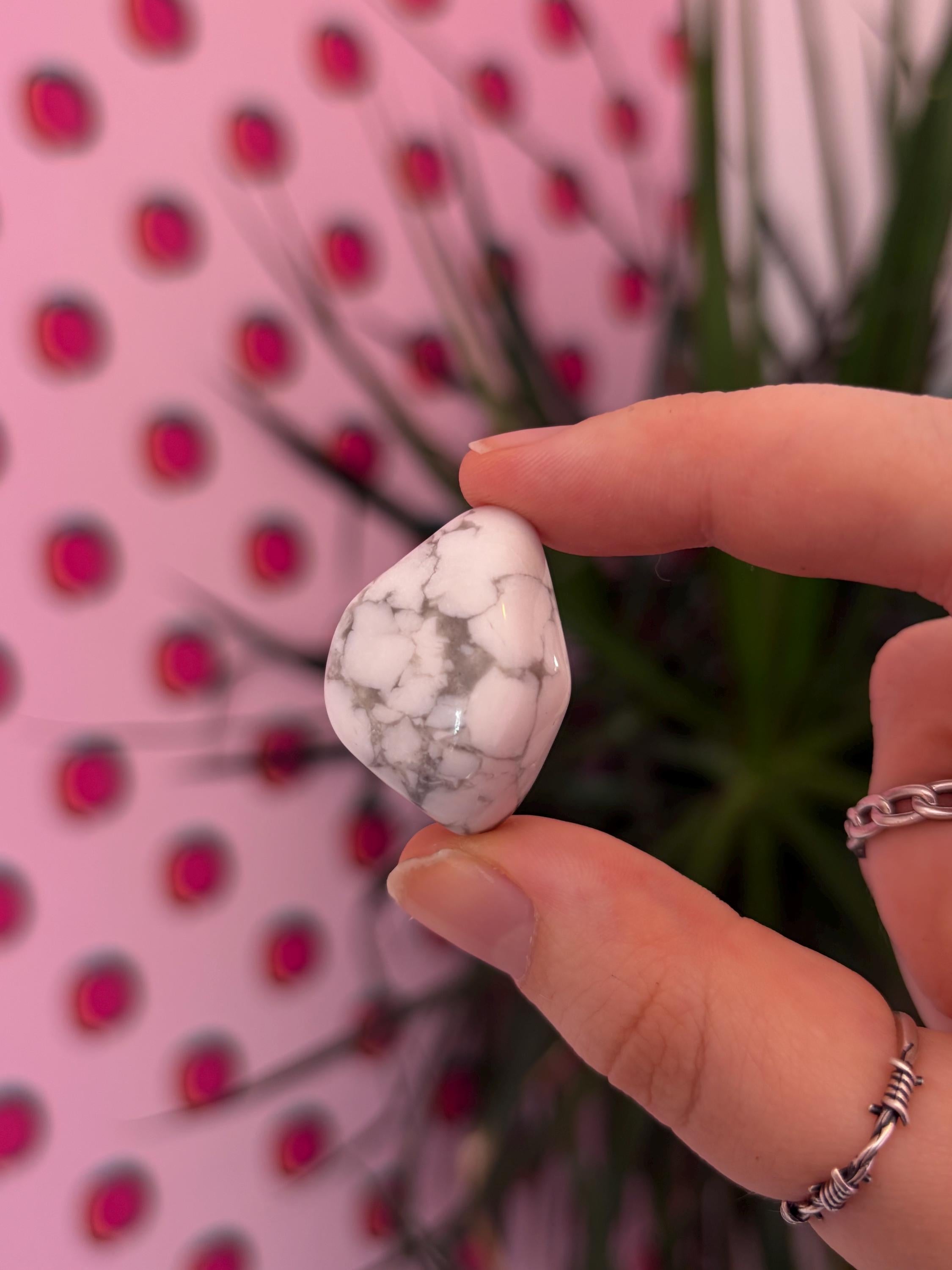 Howlite Tumblestone